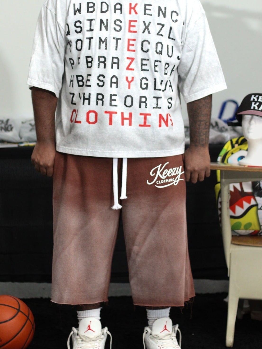 Mocha Essential Shorts